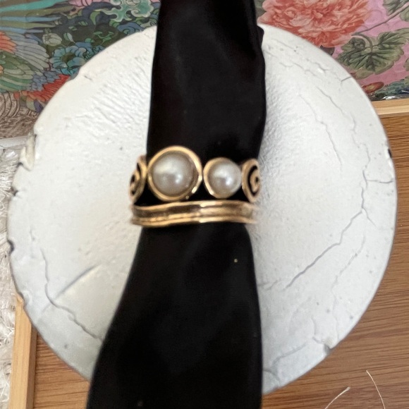 New Antiqued Goldtone and Faux Pearl Art Deco Great Gatsby Inspired Style Ring - Picture 1 of 7